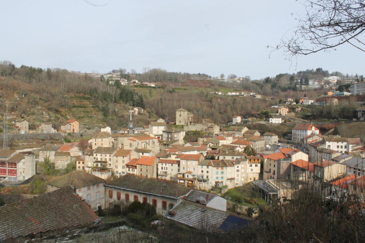 Chambre Bounty, B&B, Cuisine Privee, Lit Queen Size, Terrasse, Parking, Garage Olliergues Exterior foto