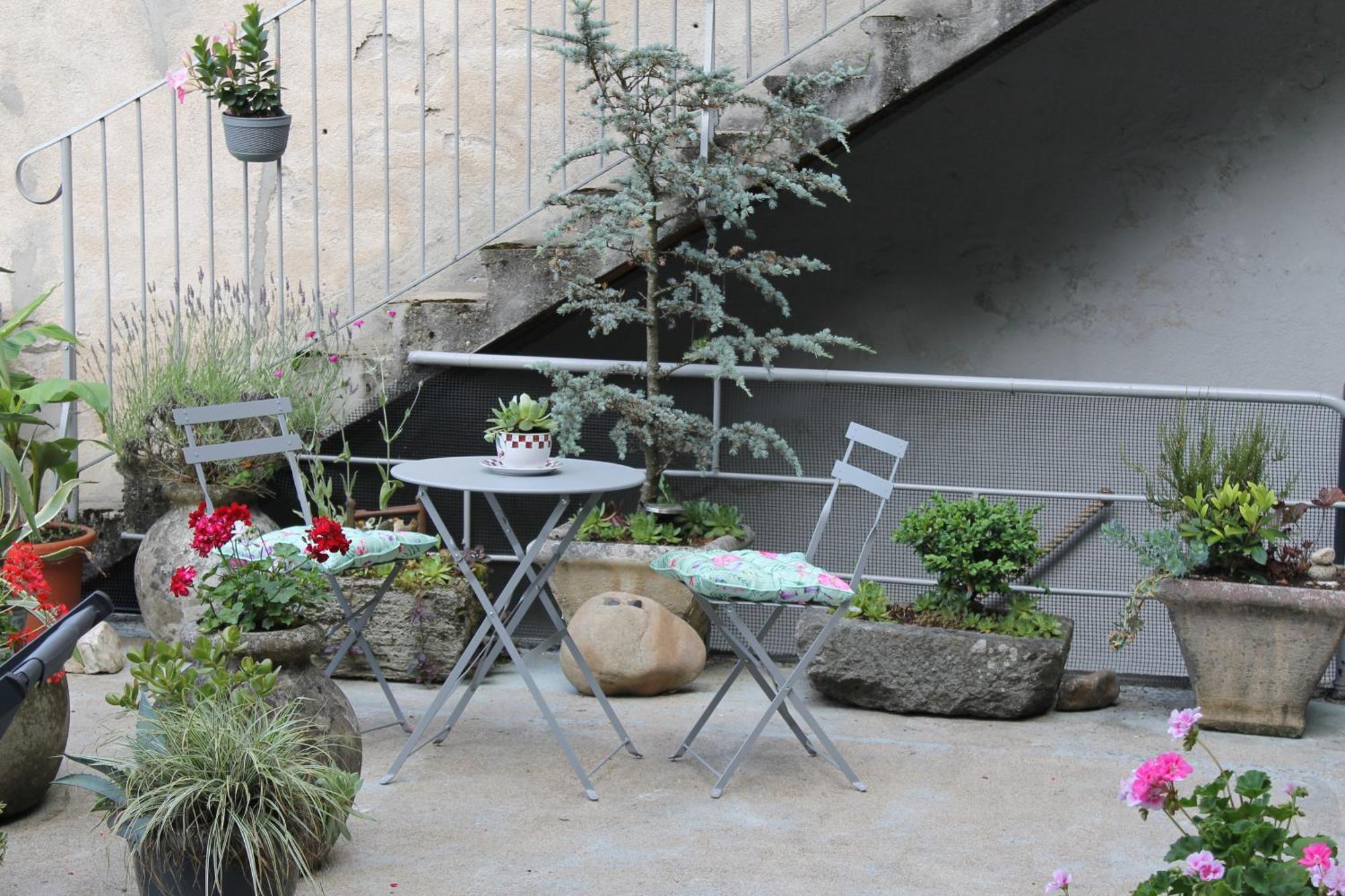 Chambre Bounty, B&B, Cuisine Privee, Lit Queen Size, Terrasse, Parking, Garage Olliergues Exterior foto